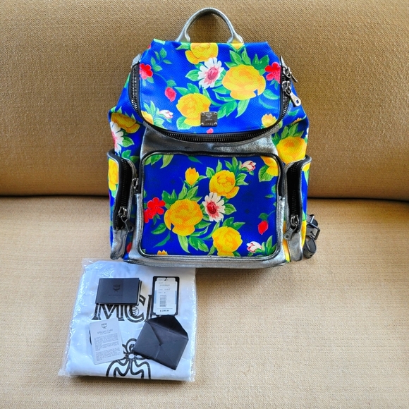 SOLD MCM Paradiso Floral Studded Medium Backpack - Picture 2 of 14